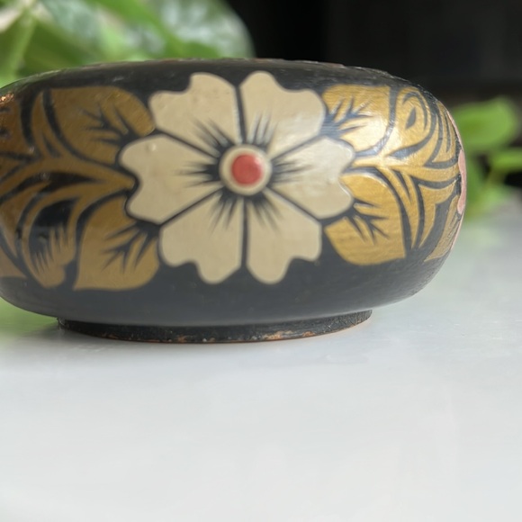 Vintage Small Mini Painted Floral Wood Vase - Picture 13 of 16